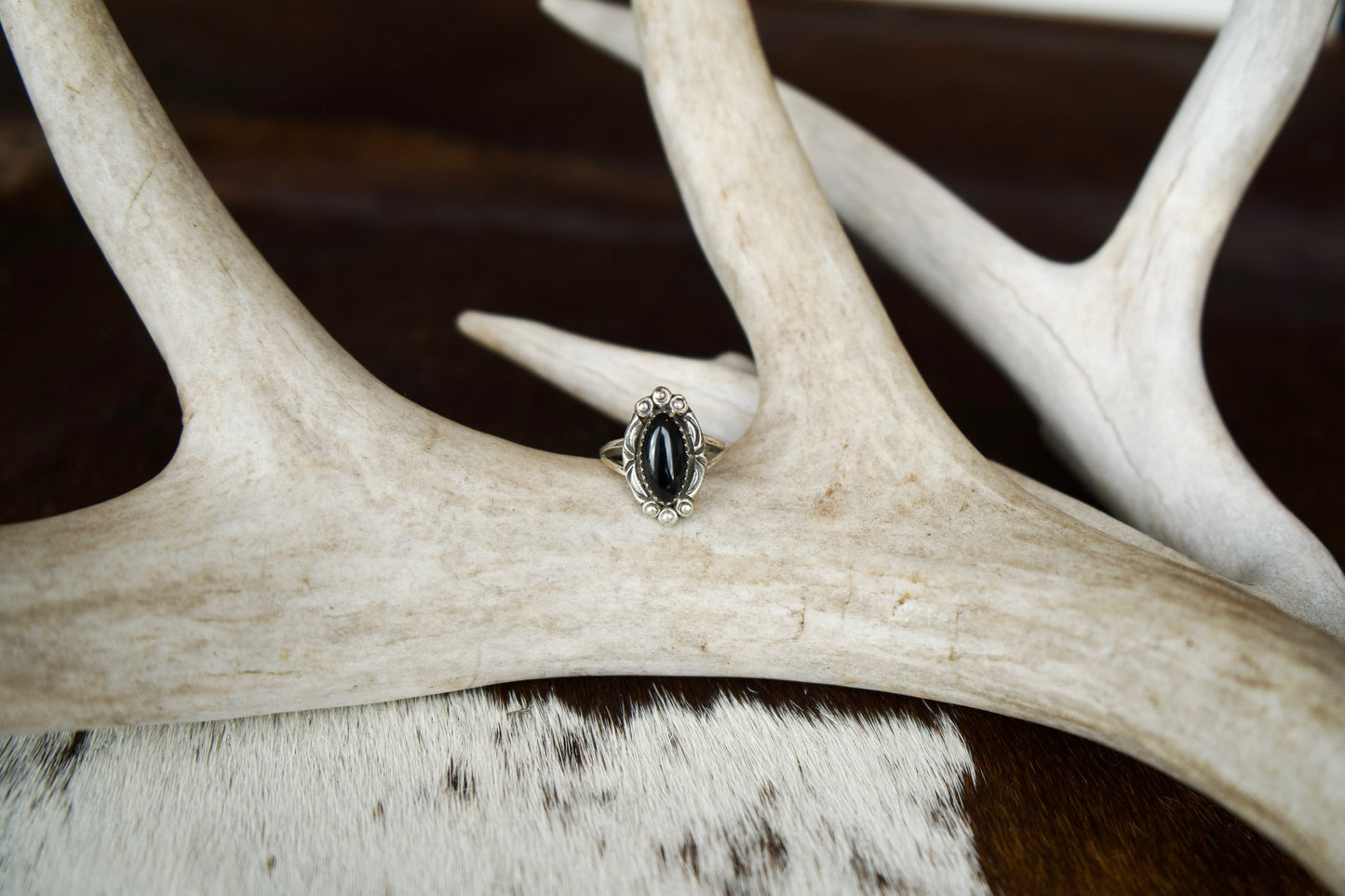 Dainty Vintage Black Onyx Oval Ring Sz. 8