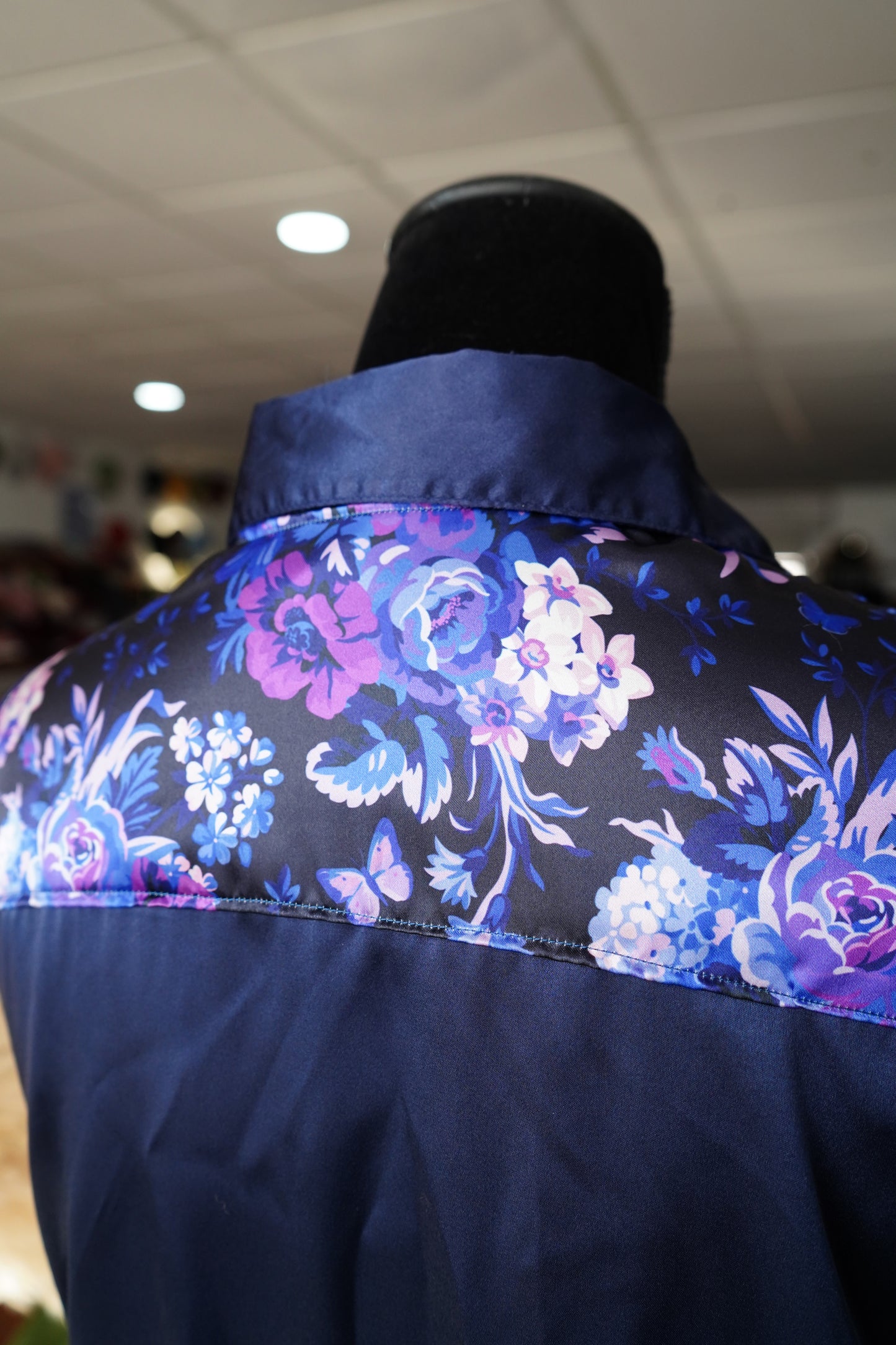 PRELOVED - 2XL - Purple & Mauve Floral on Navy Satin Button Down