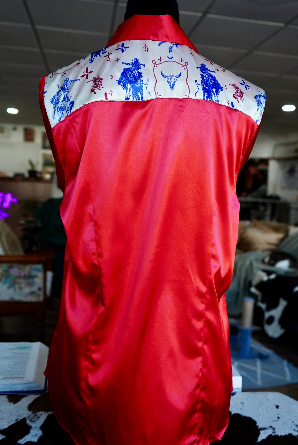 XL - Patriotic Buckers on Red Satin Button Down