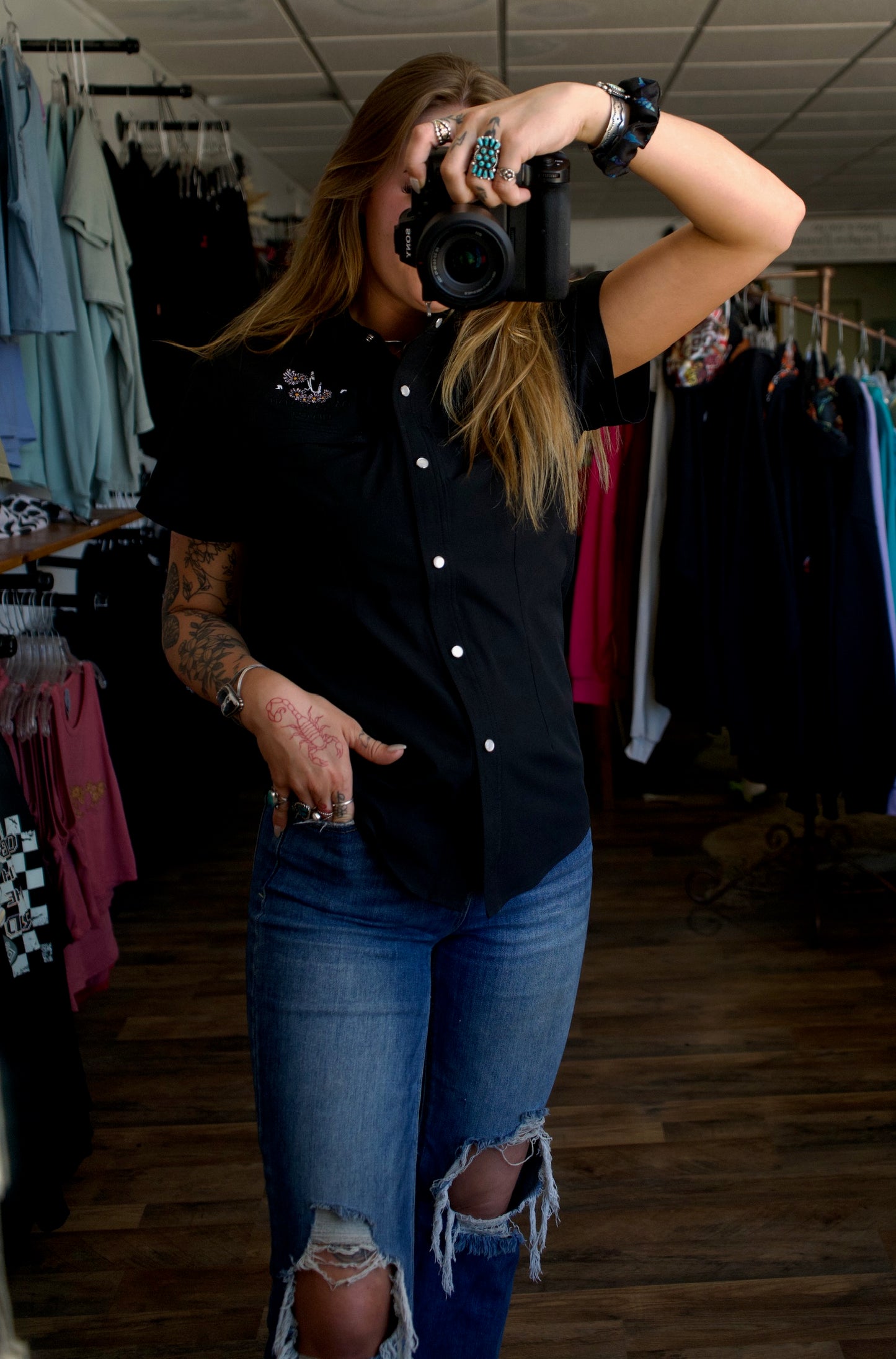Daisy Gang Fishing Shirts - Black Short Sleeves