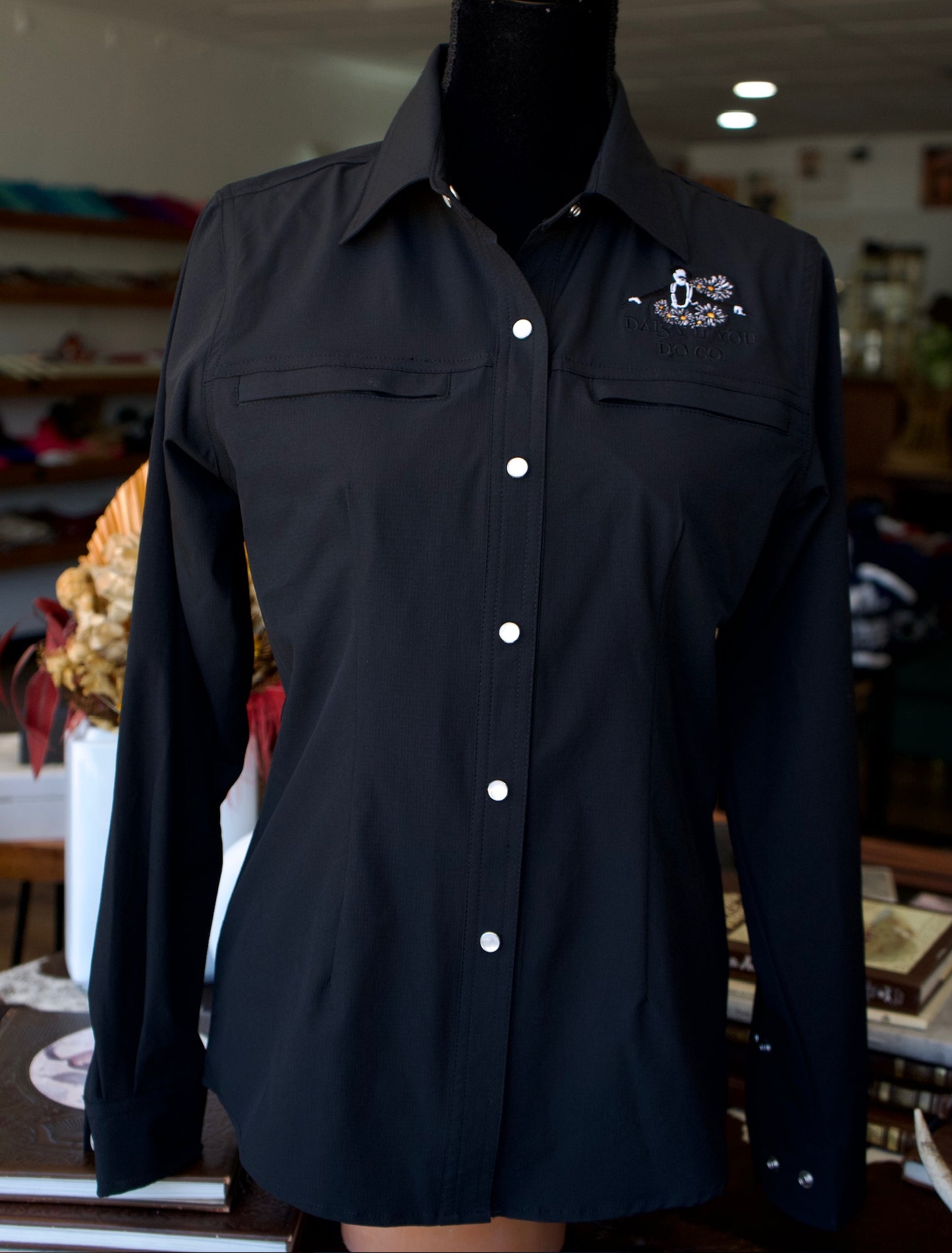 Daisy Gang Fishing Shirt Pearl Snaps - Black Long Sleeves