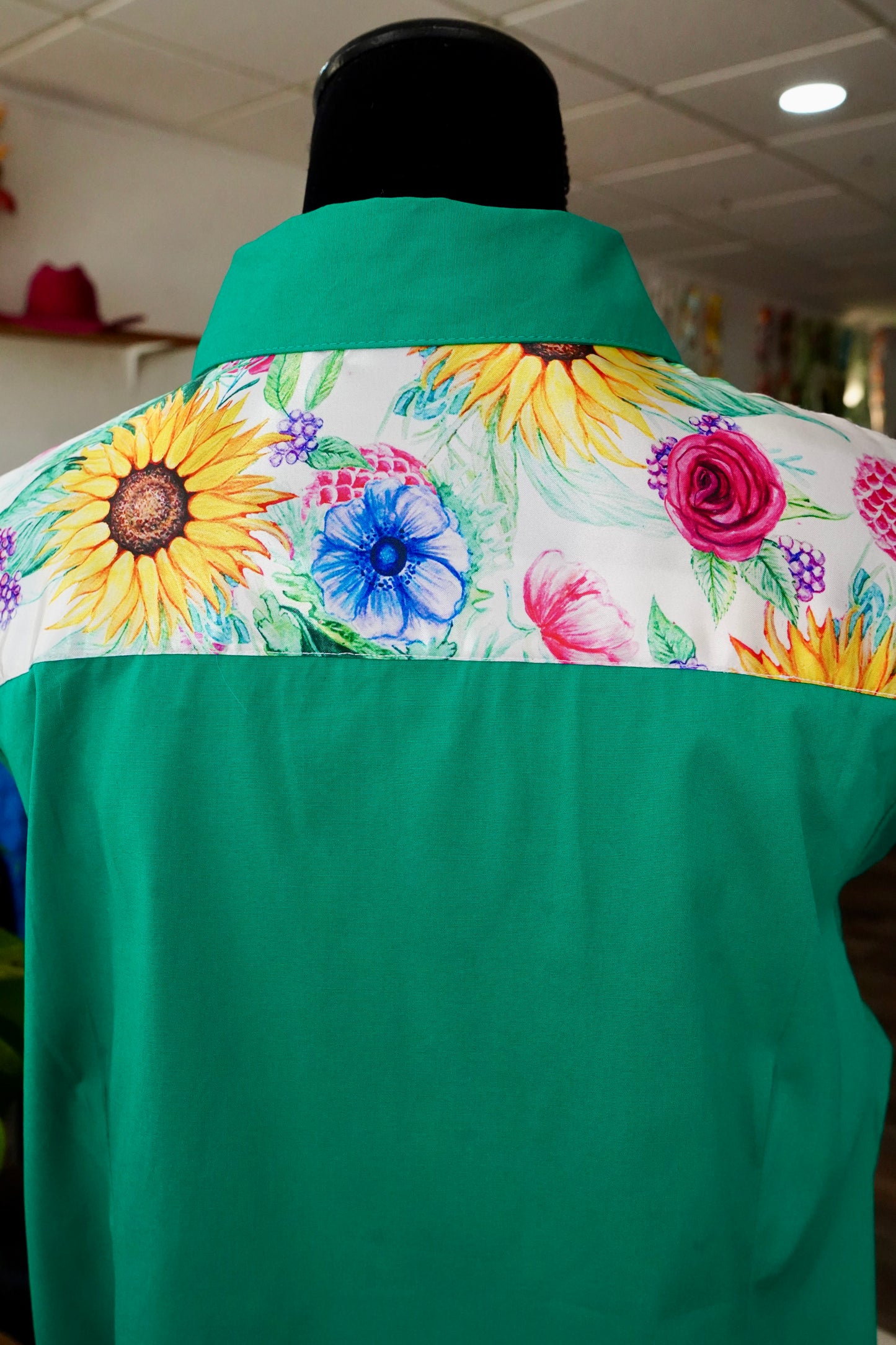 3XL - Sunflowers & Wildflowers on Kelly Green Cotton Button Down