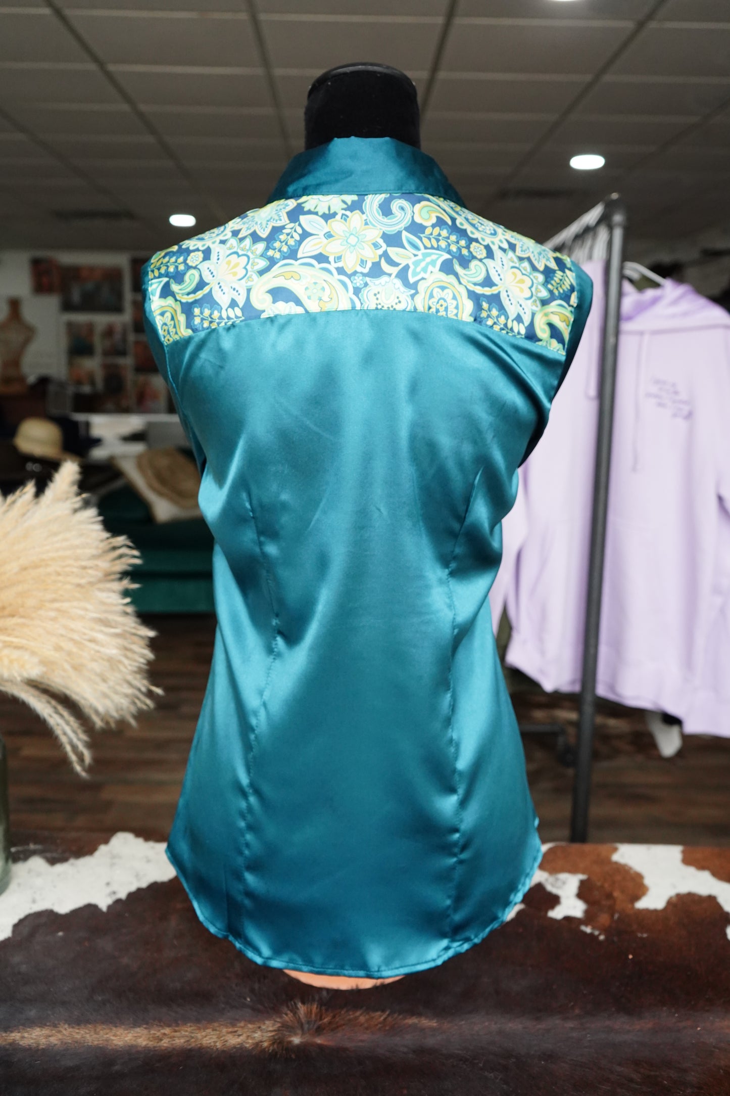 M - Teal & Green Paisley on Teal Button Down