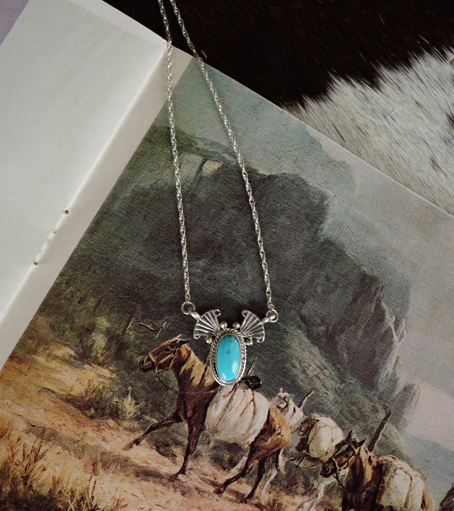 Verley Betone Dainty Turquoise w/ Shells Necklace