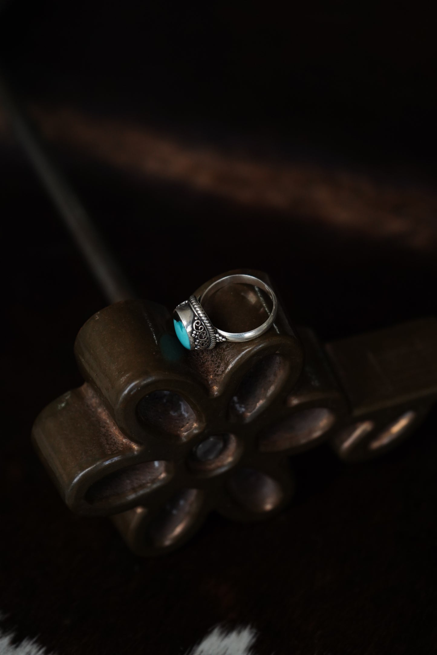 Round Spiderweb Turquoise Ring - Sz 8