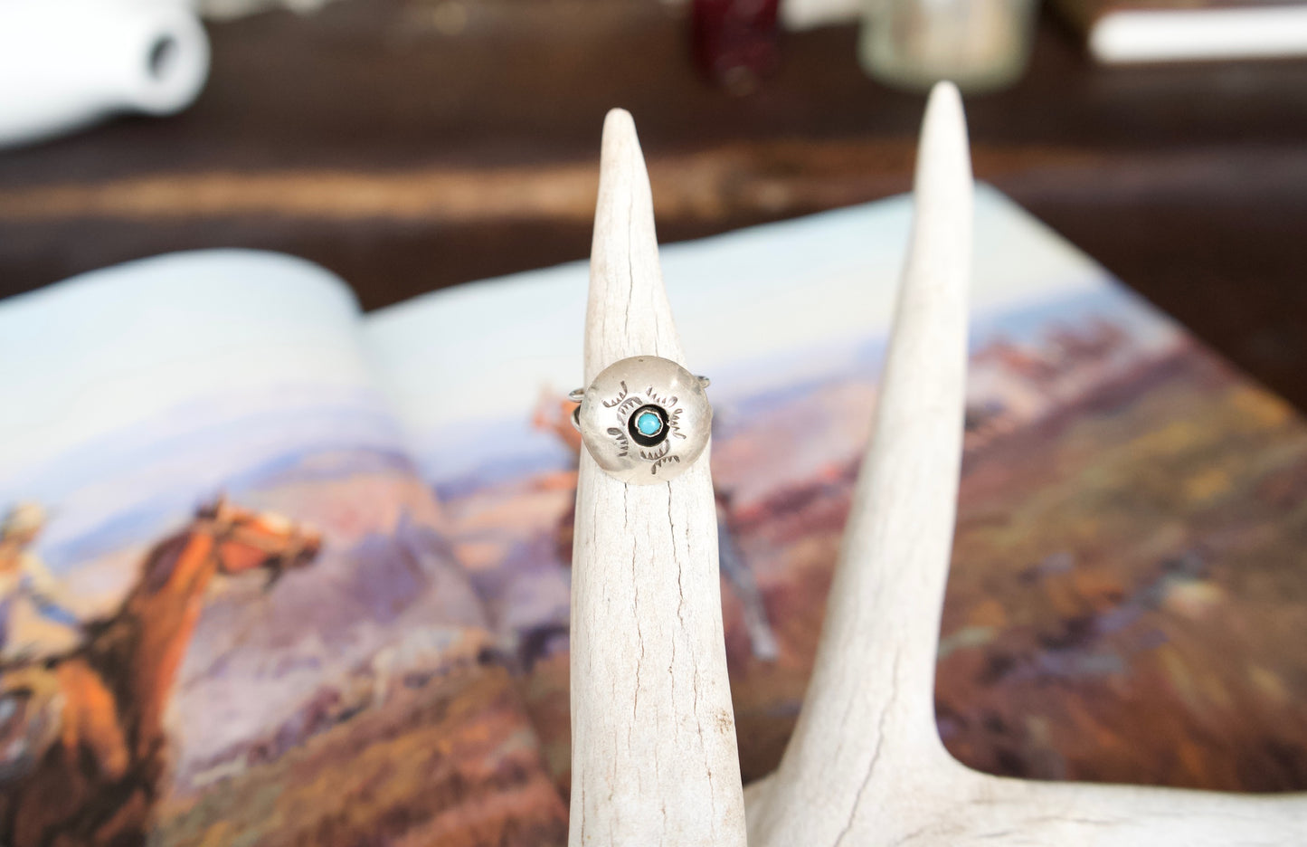 Vintage Shadow Box Ring Sz. 8.5