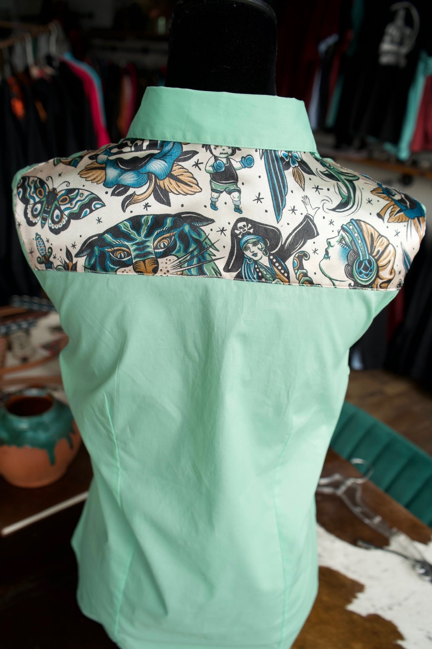 XL - Teal Sailor Traditional on Mint Cotton Button Down