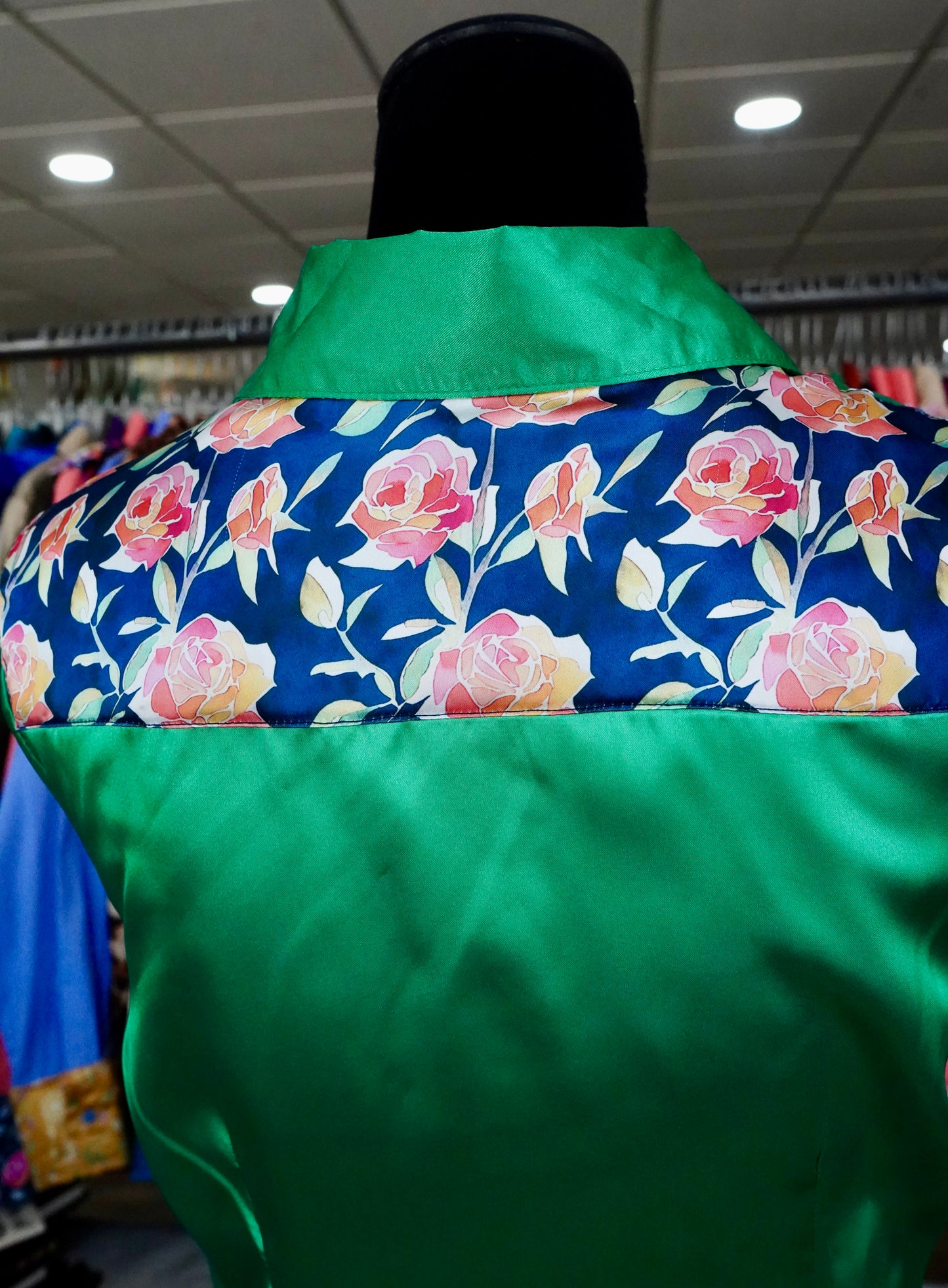 M - Stained Glass Roses on Kelly Green Satin Button Down