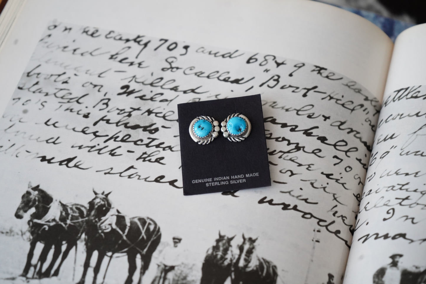 Vintage Round Turquoise Clip On Earrings