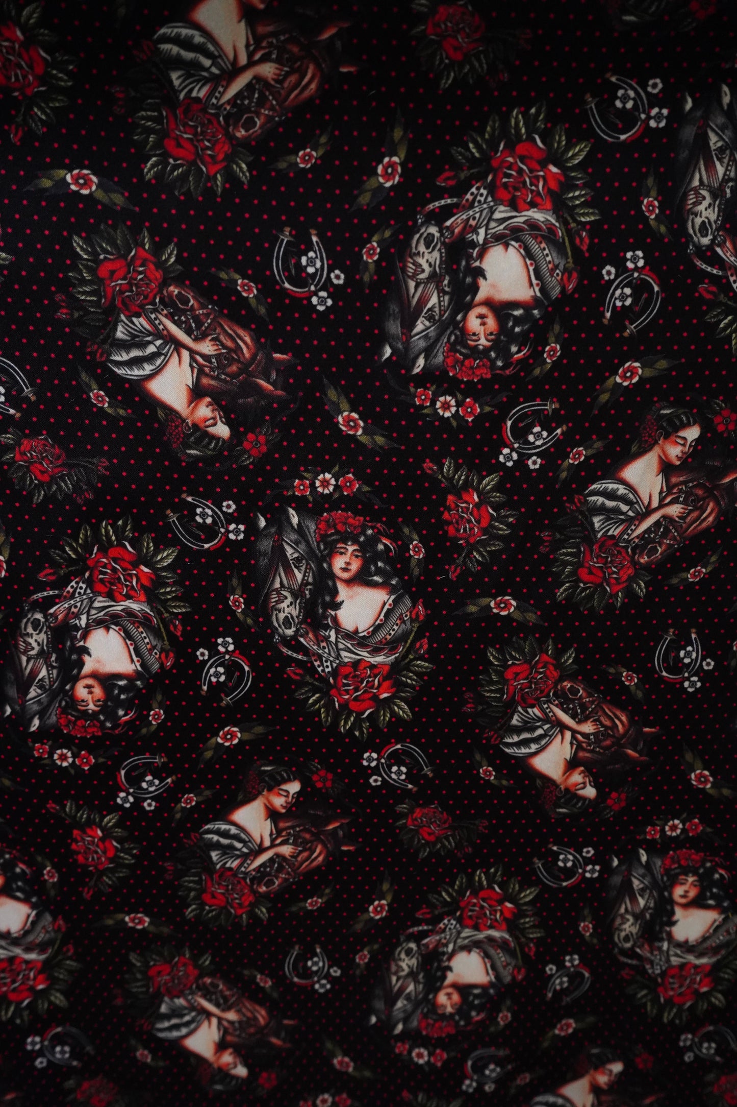 American Traditional Rosial Wild Rag