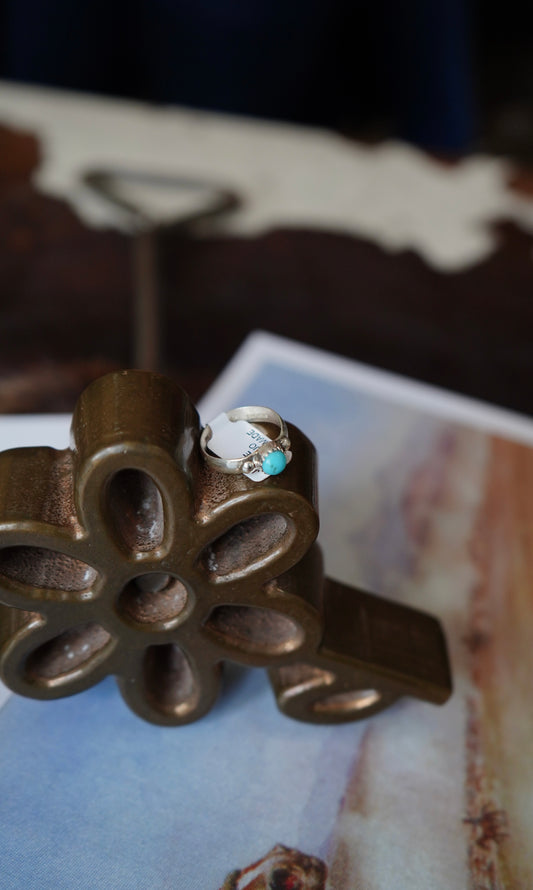 Jason Yazzie Turquoise w/ 2 Beads Ring - Sz 7