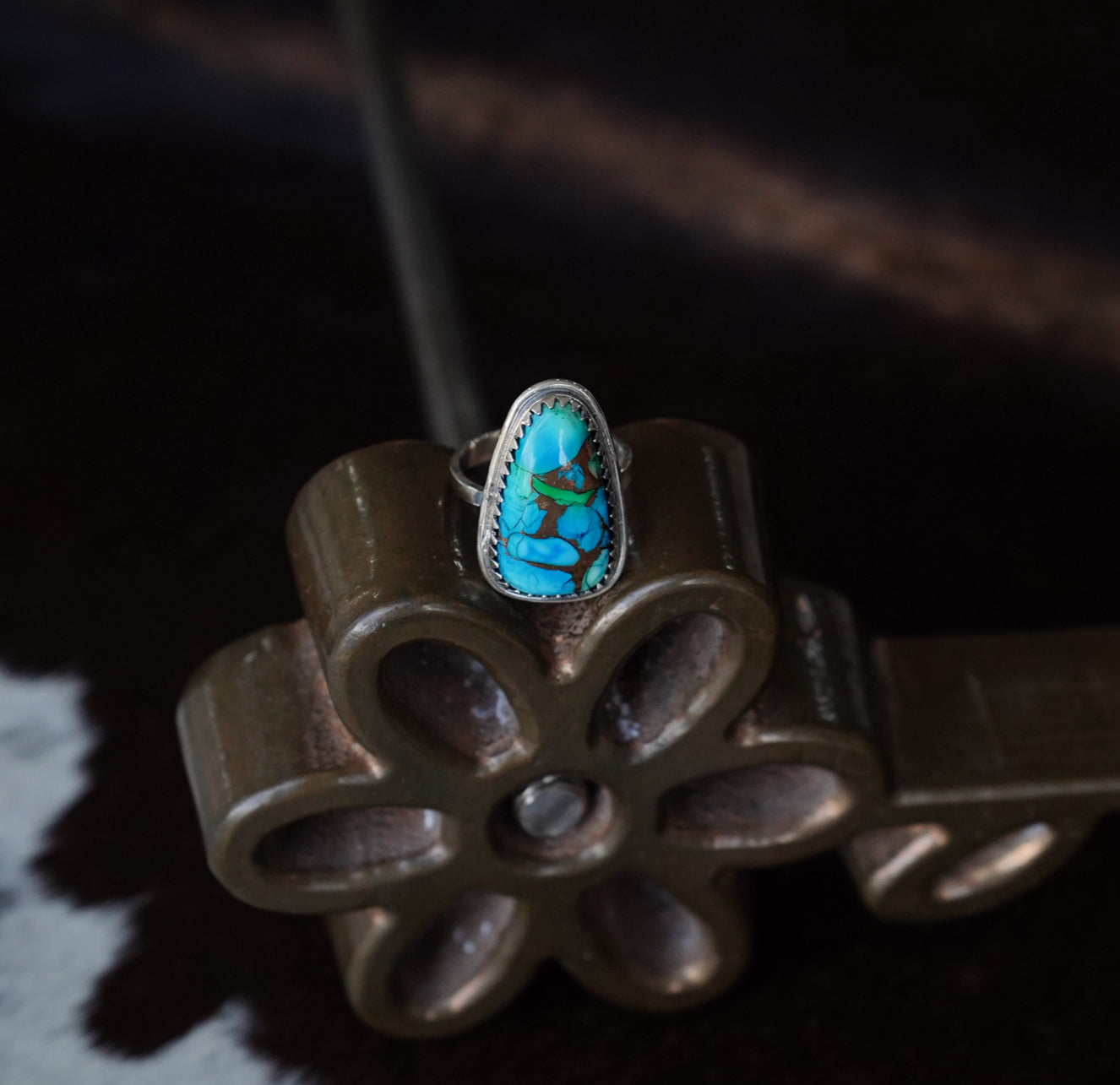Teardrop Peacock Dahlia Ring - Adj