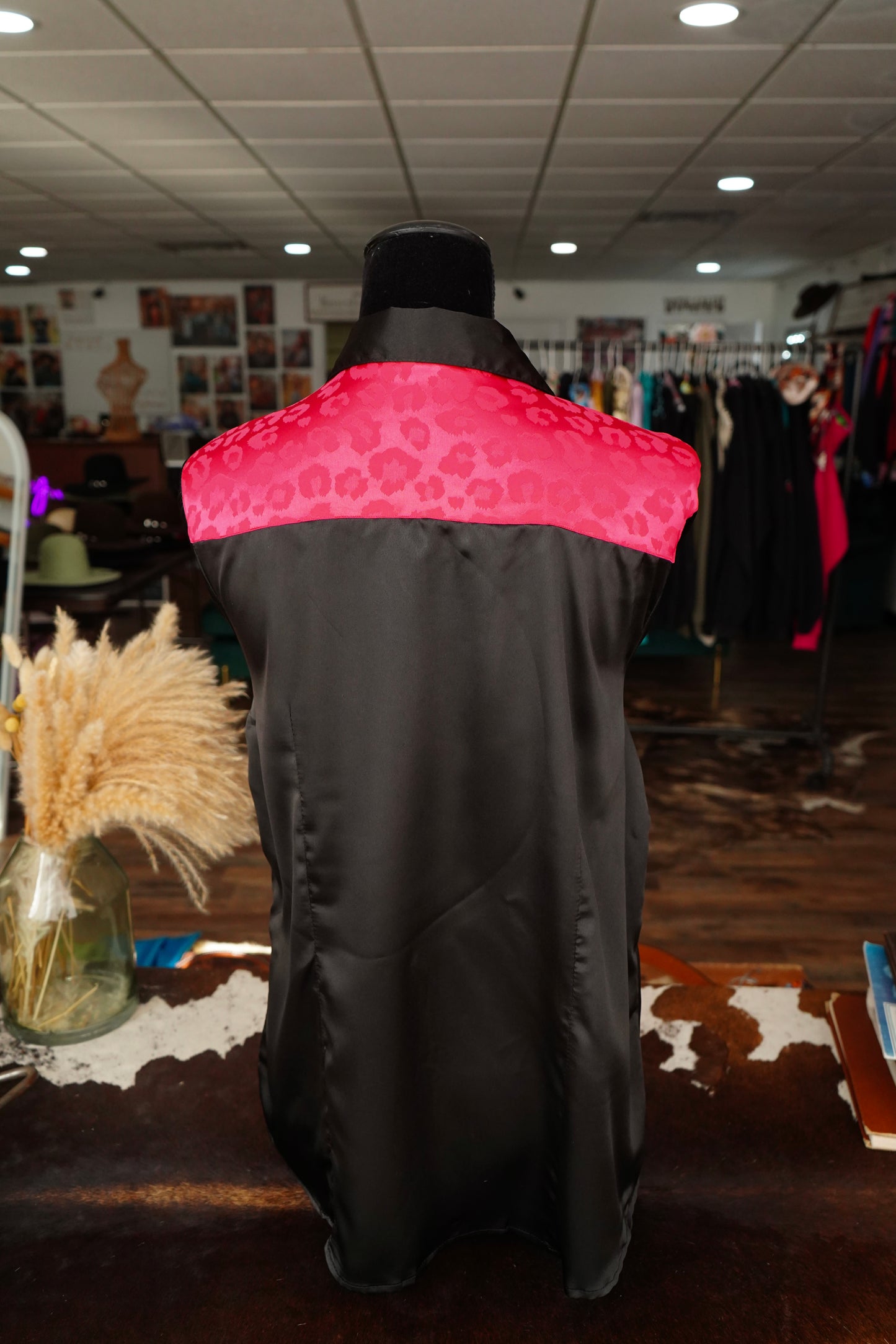 3XL - Hot Pink Cheetah Jacquard on Black Satin Button Down