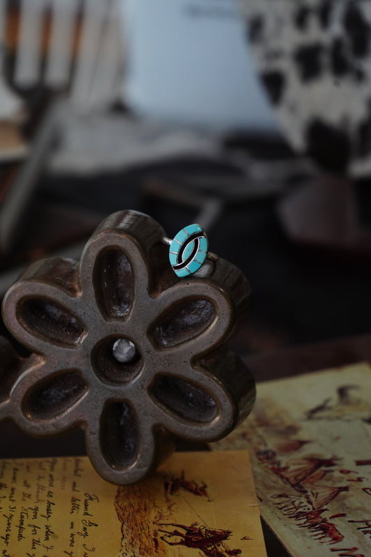 Vintage Zuni Turquoise Inlay Spiral Ring - Sz 7