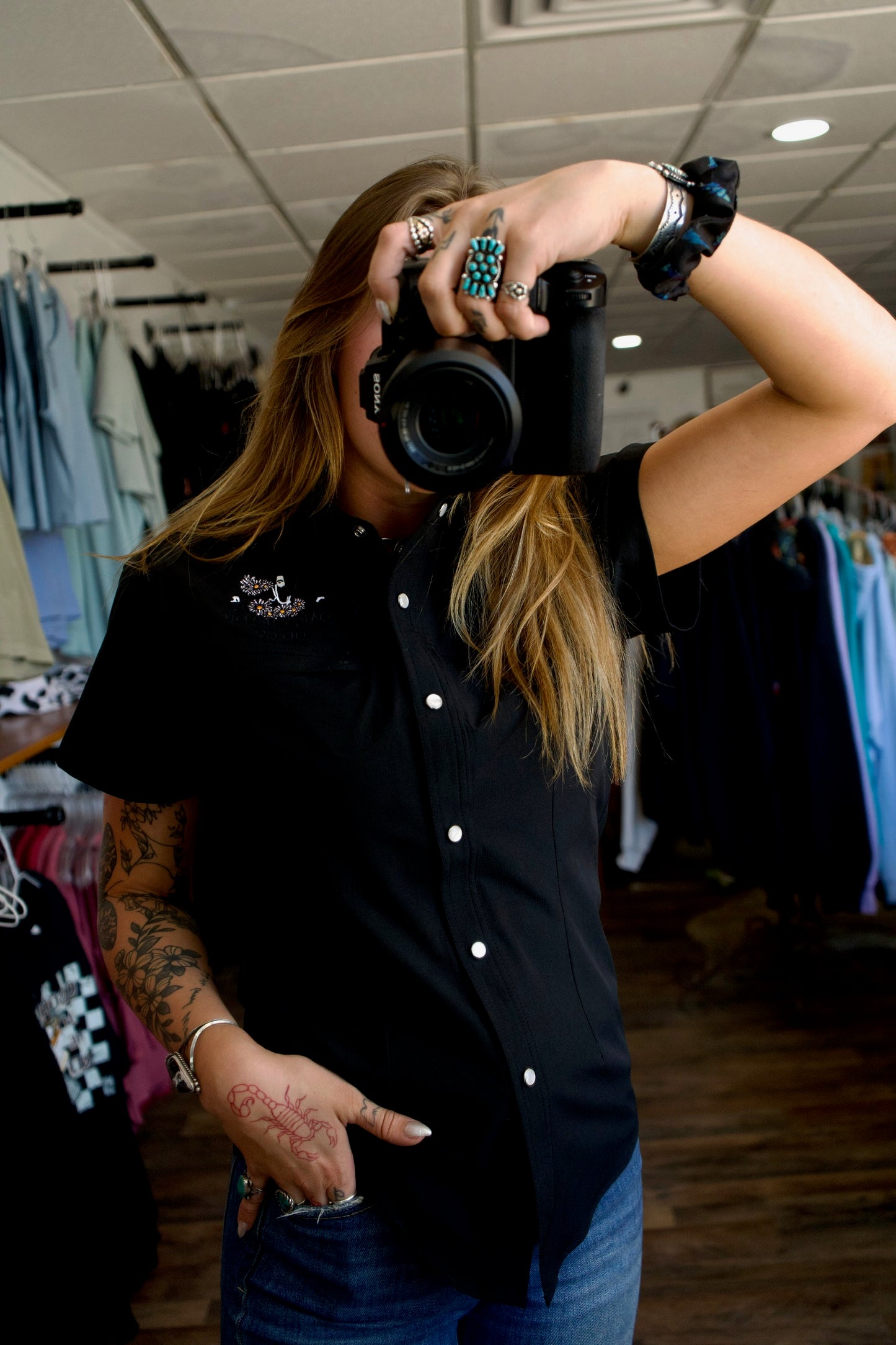 Daisy Gang Fishing Shirts - Black Short Sleeves