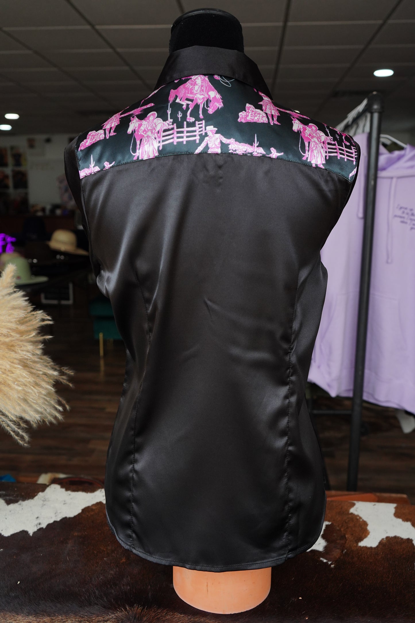 L - Pink Cowgirl Scene on Black Button Down