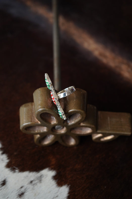 Round Turquoise w/ Stamped Border Ring - Adj