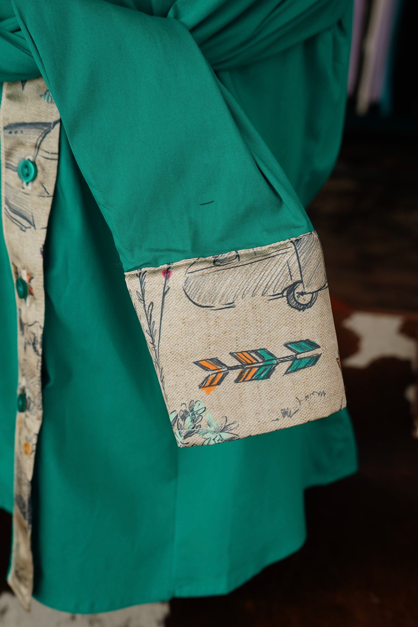 XL - Armadillo Sketches on Emerald Cotton Button Down