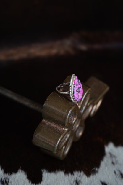 Pink & Black Dahlia Teardrop Ring - Adj
