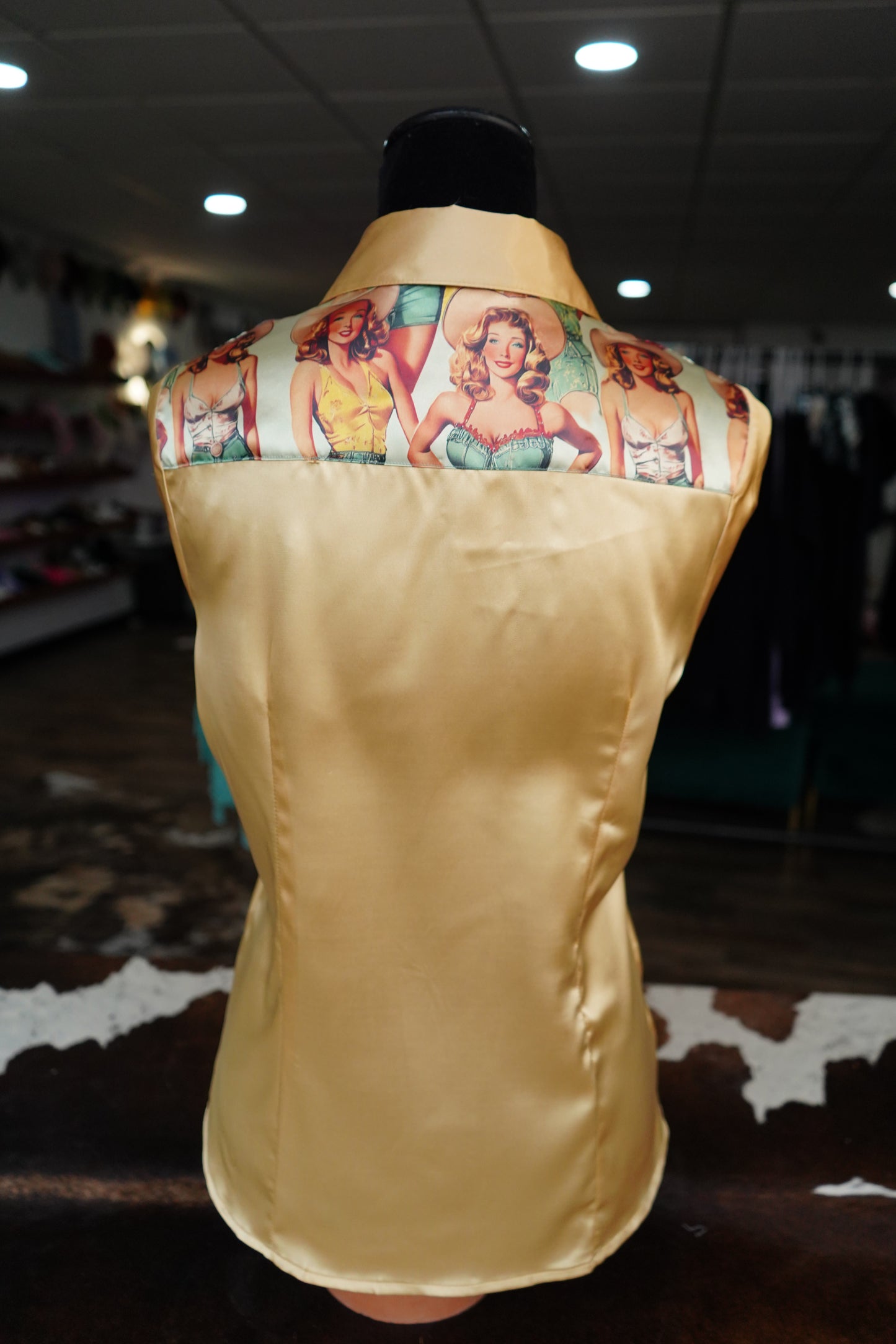 L - Sage Vintage Pinup Cowgals on Gold Satin Button Down