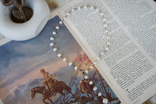 Load image into Gallery viewer, Hand-Strung Freshwater Pearl Jewelry