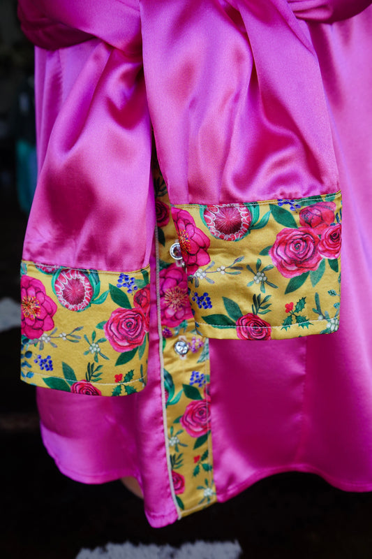 PRELOVED - L - Mustard Pink Flowers on Pink Satin Button Down