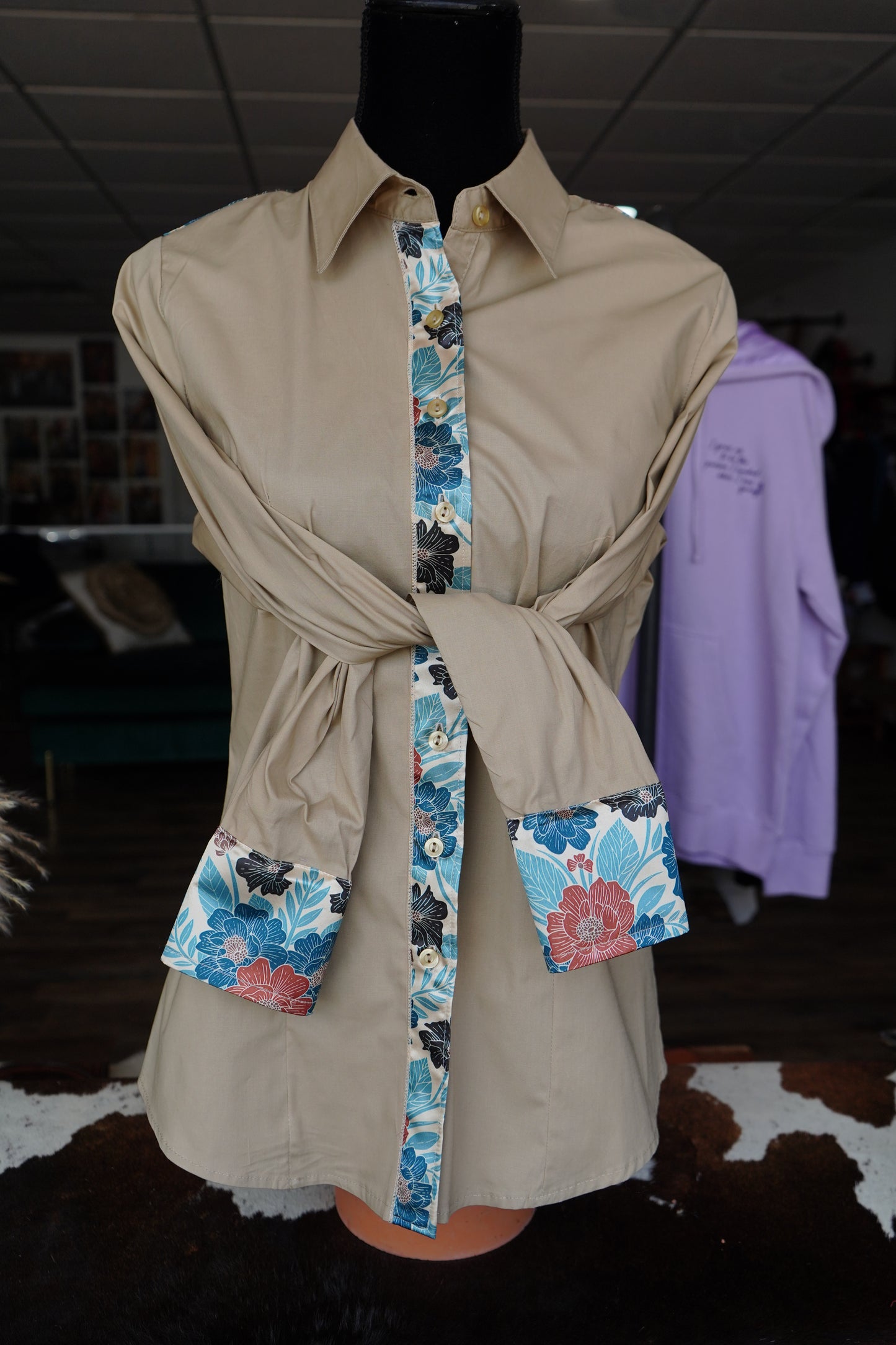 XL - Rust & Turquoise Floral on Tan Cotton Button Dowm