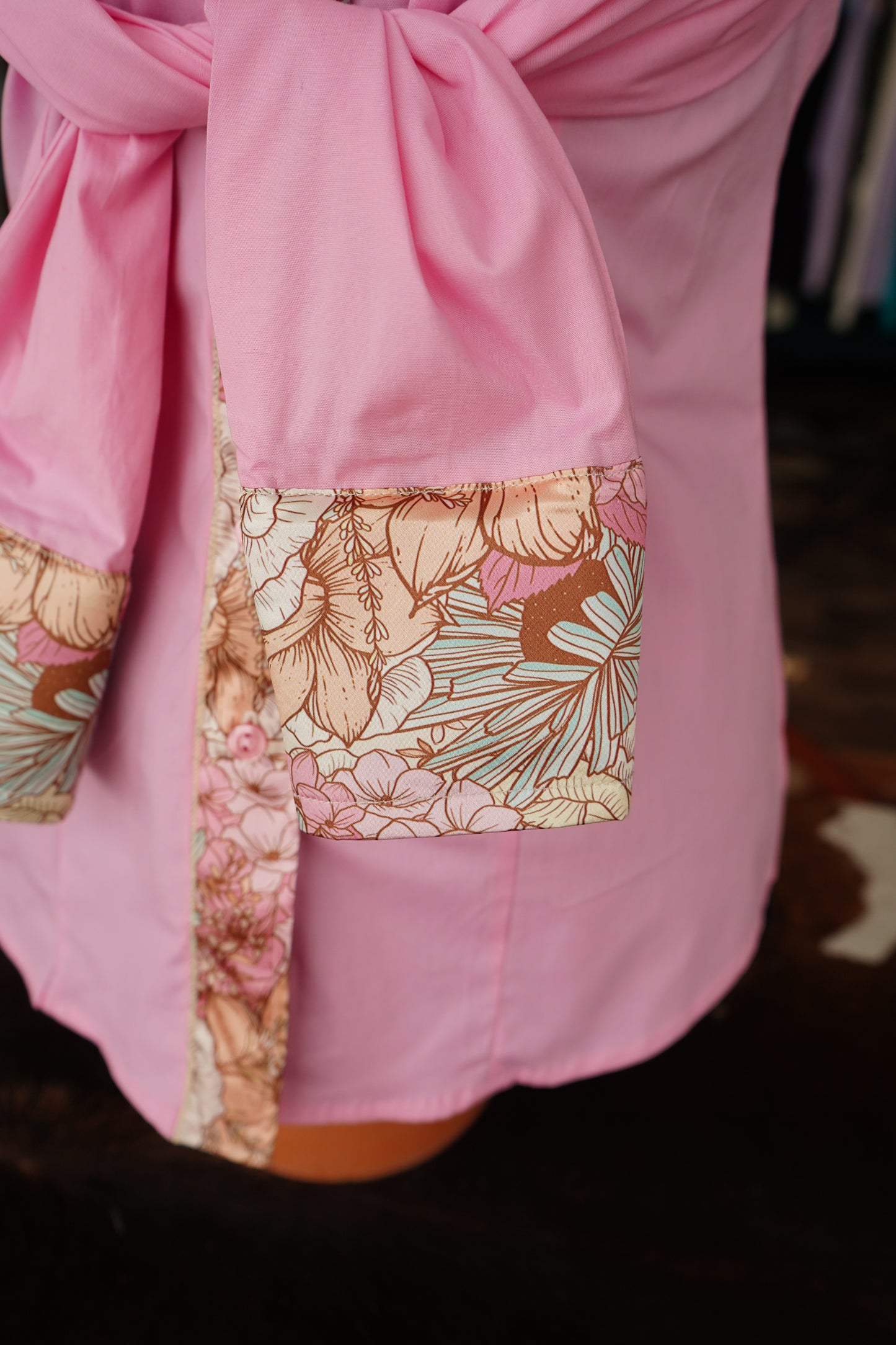 M - Pastel Daisy Floral on Light Pink Cotton Button Down