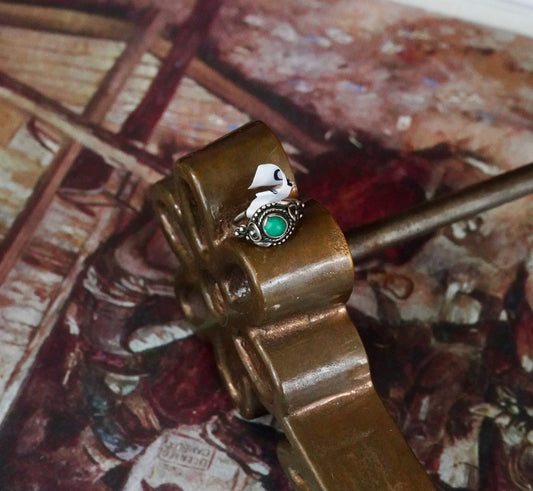 Vintage Round Turquoise w/ Silver Details Ring - Sz 6
