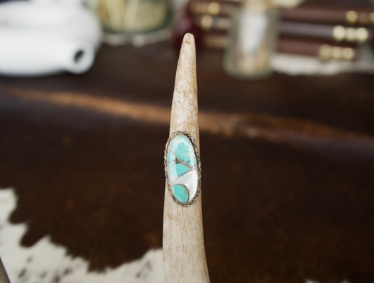 Vintage Mother Of Pearl and Turquoise Ring Sz. 5.5