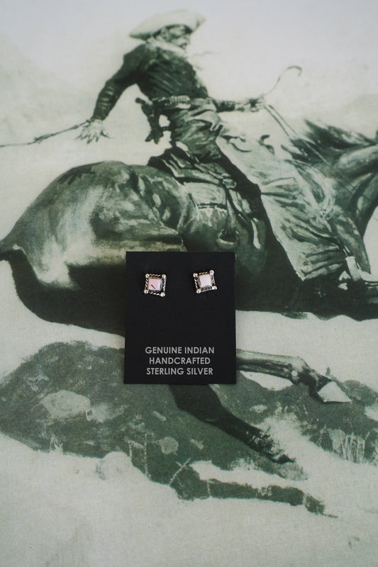 Sheena Jack Square Pink Conch Stud Earrings