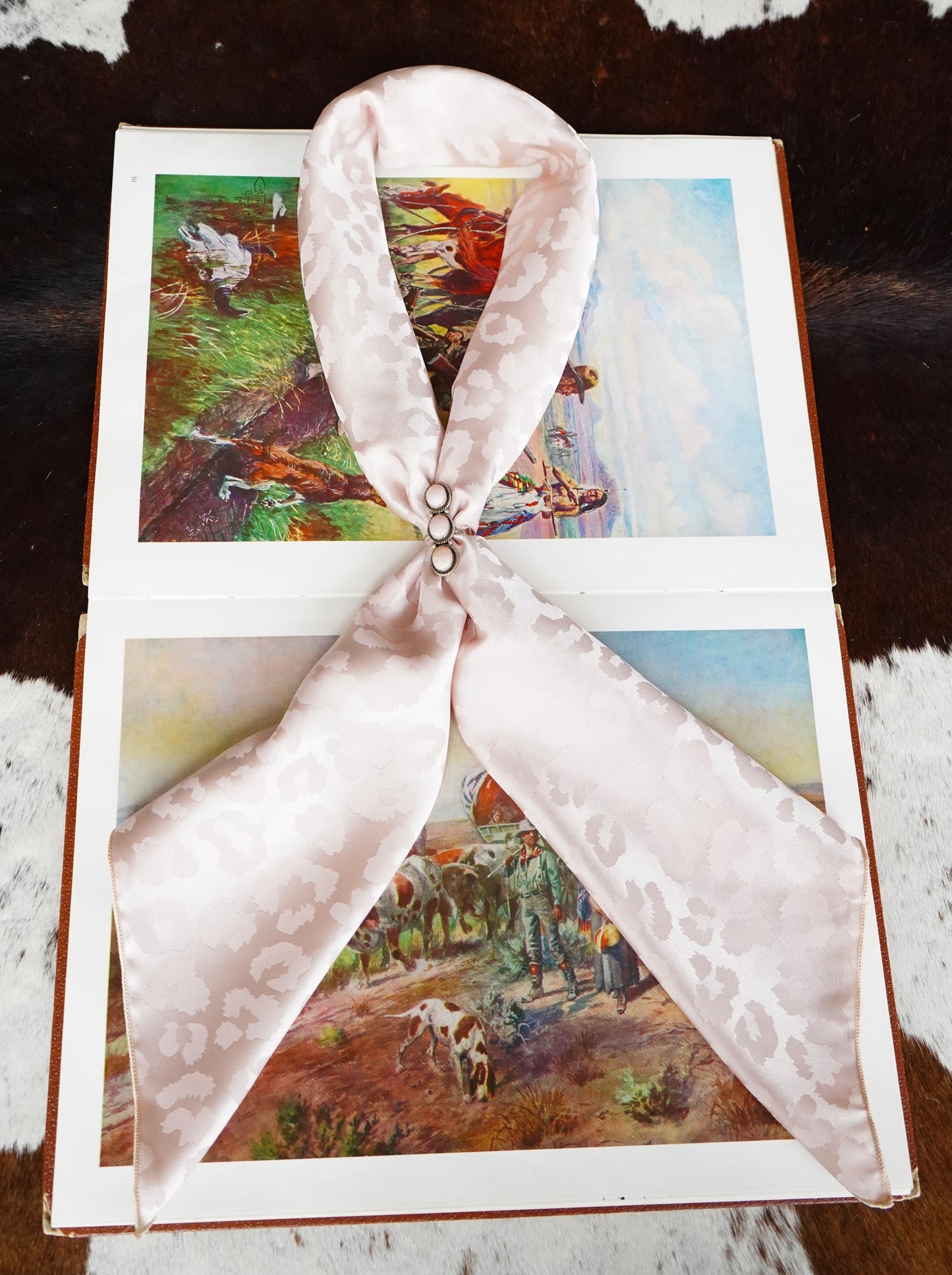 Large Jacquard Cheetah DS Wild Rags