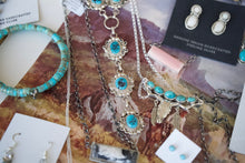 Load image into Gallery viewer, Donovan Nez Kingman Turquoise Lariat Set