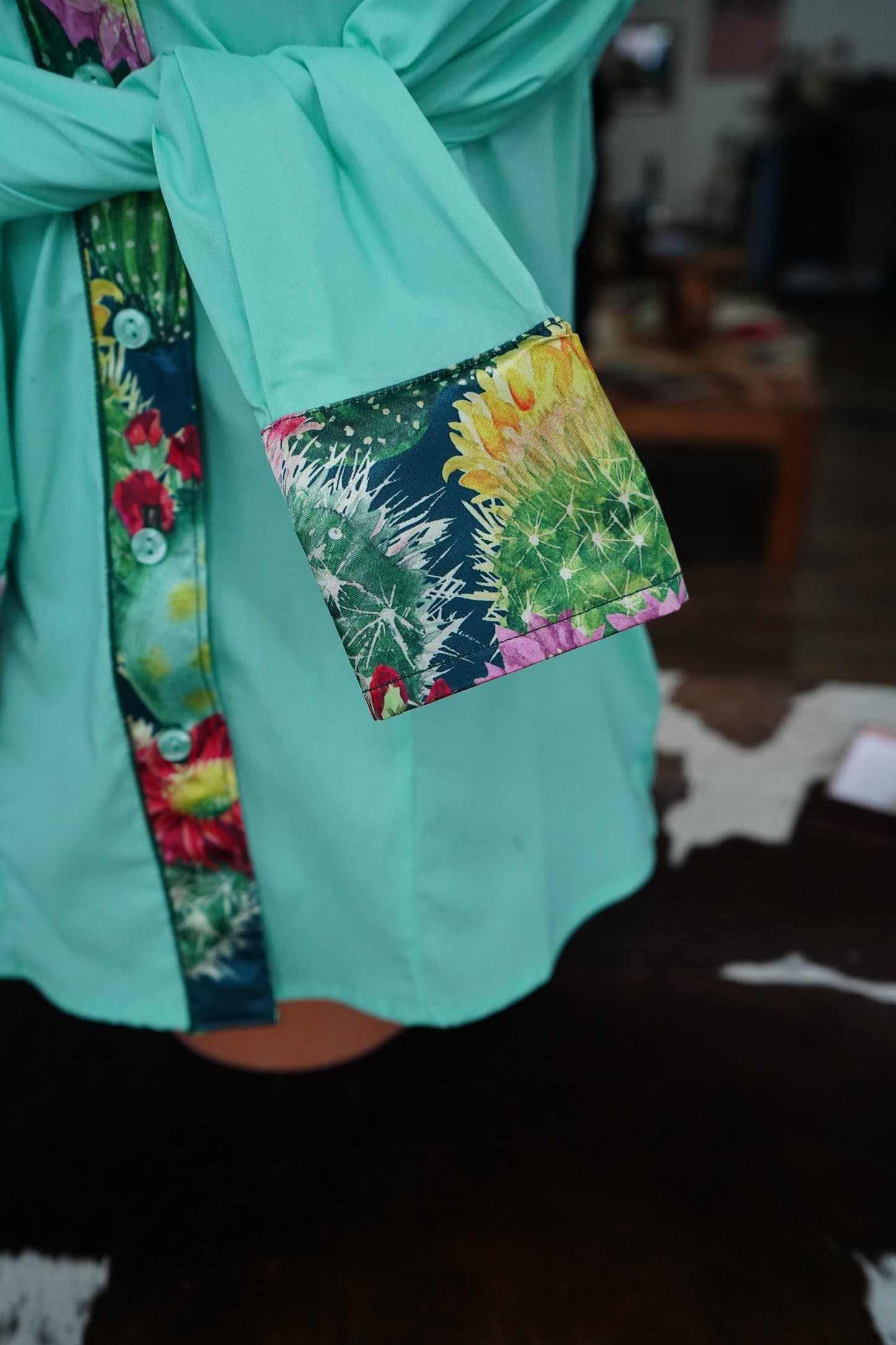 M - Large Green Cactus on Mint Cotton Button Down