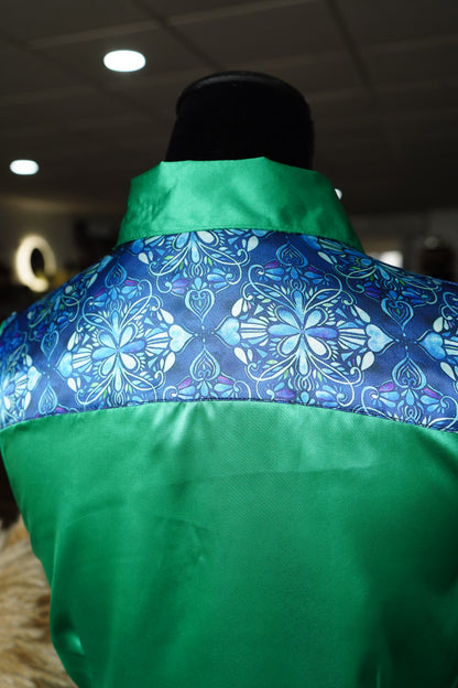 M - Blue Stained Glass on Kelly Green Button Down