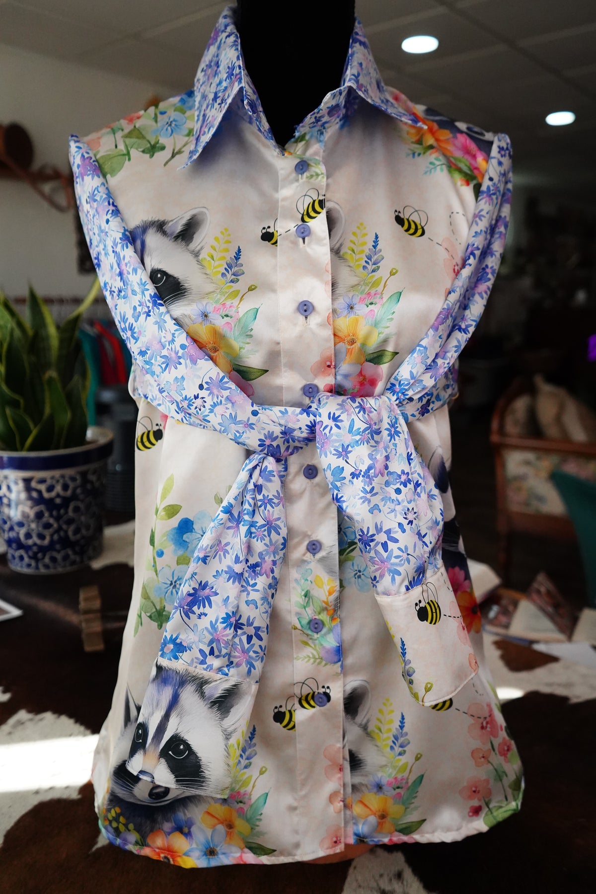 Daisy Original Floral Raccoon w/ Lilac Floral - Size 12