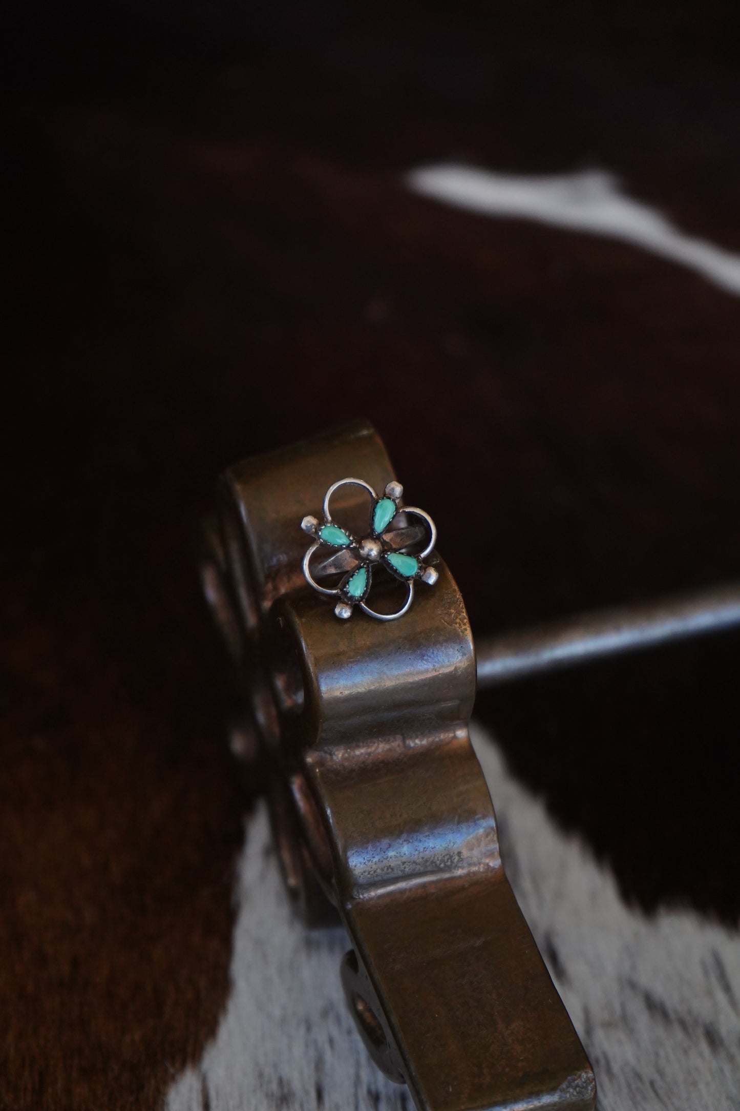 Vintage Cutout Turquoise Pinwheel Ring - Sz 6.5