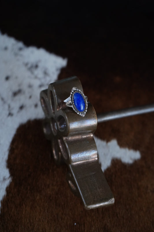 Oval Blue Lapis Ring - Sz 6