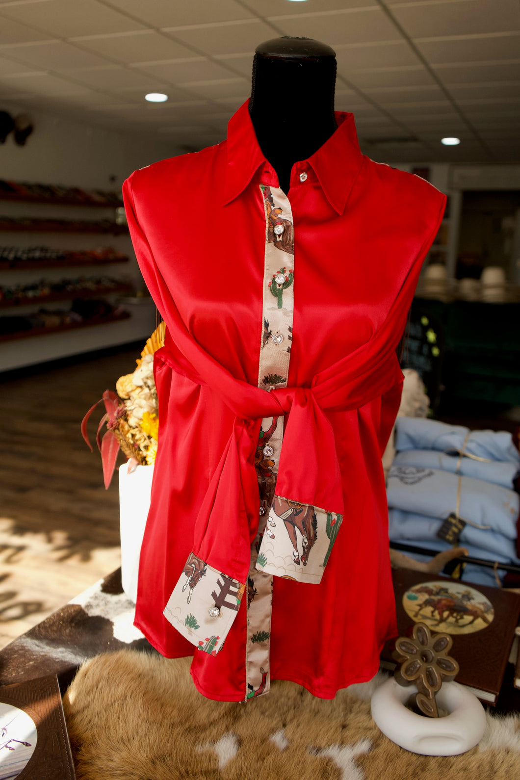 2XL - Tan Western Scene w/ Brown Fringe on Red Button Down