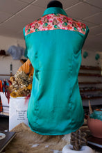 Load image into Gallery viewer, M - Pink Hula Girl on Emerald Button Down