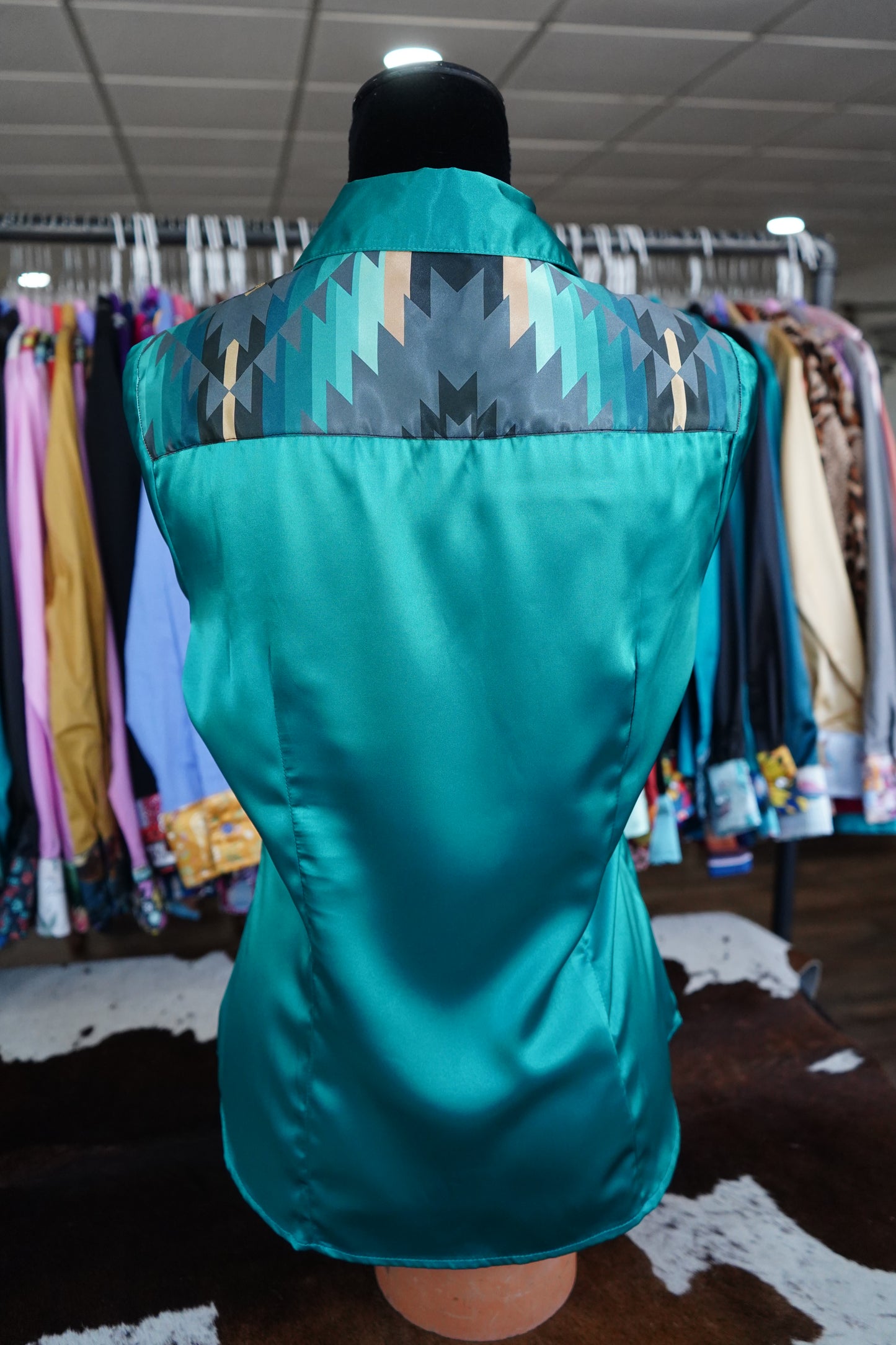 L - Emerald Aztec on Emerald Satin Button Down