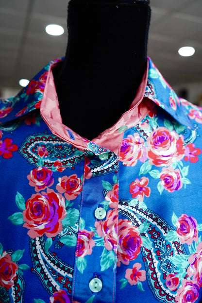 Daisy Original Blue Rose Paisley w/ Mauve Cheetah Button Down - Size 8