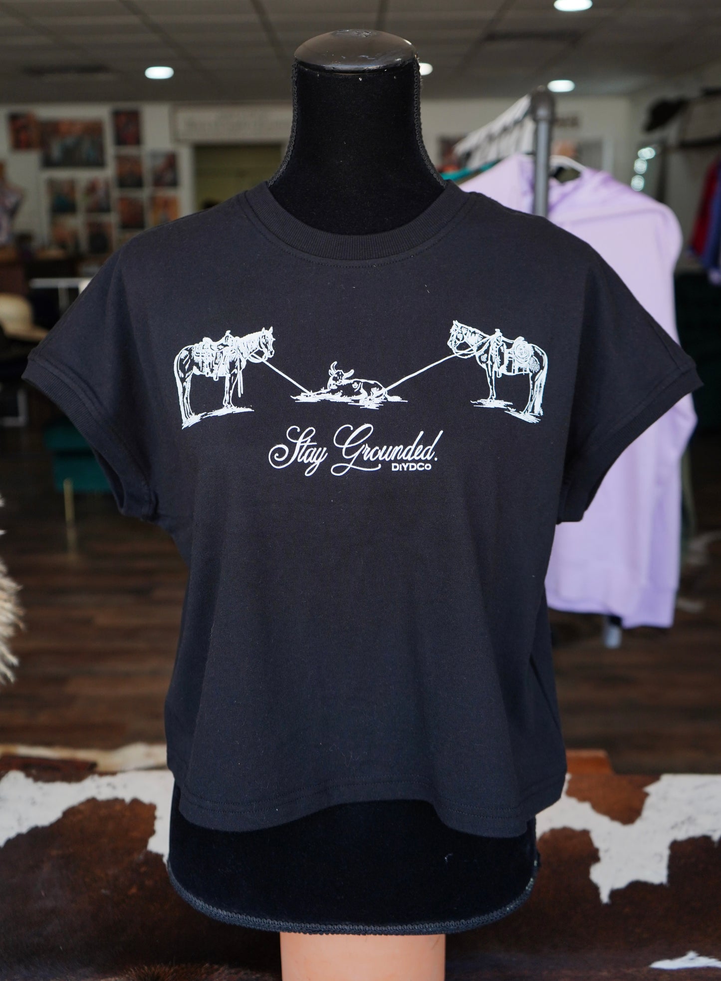 Stay Grounded Relaxed Cropped Cotton Tee