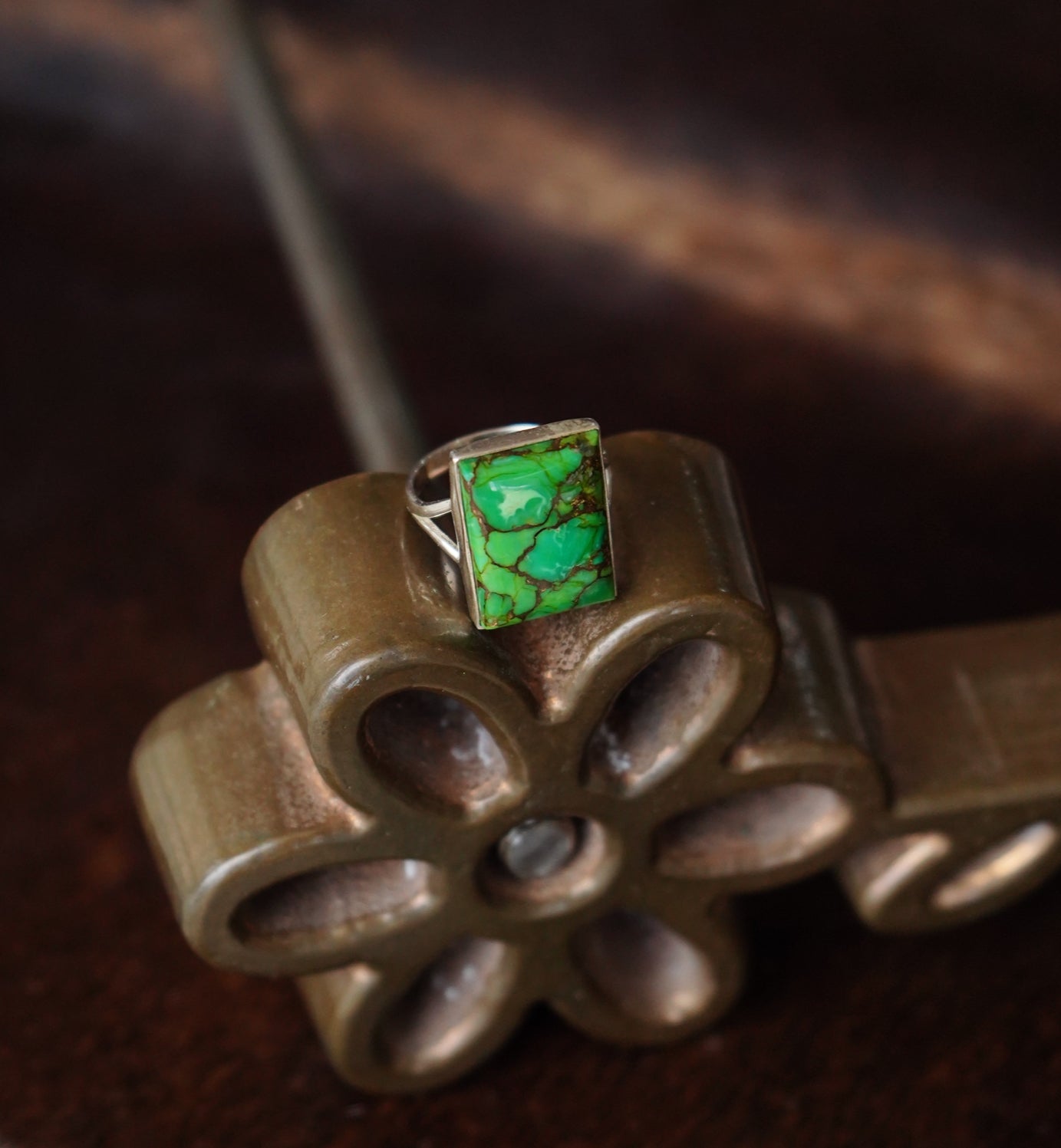 Green Dahlia Square Ring - Sz 9.5
