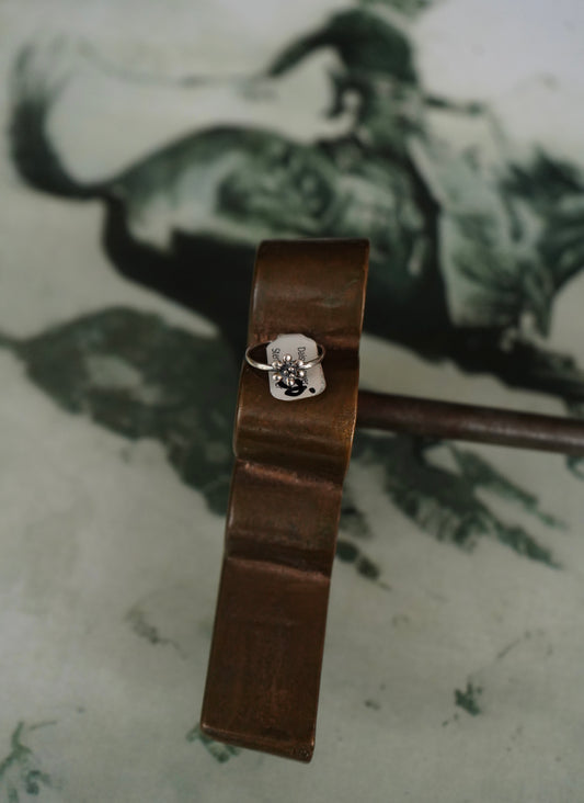 Dainty Sterling Flower Ring - Sz 5.5