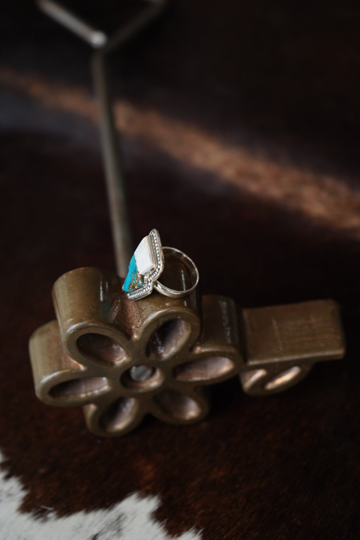 Turquoise & White Buffalo Lightening Bolt Ring - Sz 9