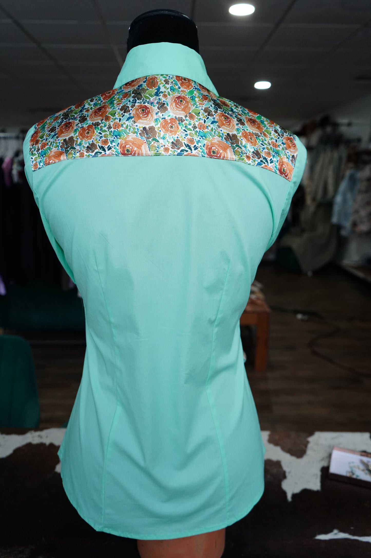 S - Rust Flowers on Mint Cotton Button Down