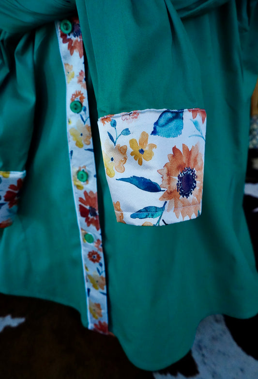 FLAWED - 2XL - Watercolor Sunflowers on Kelly Green Cotton Button Dowm