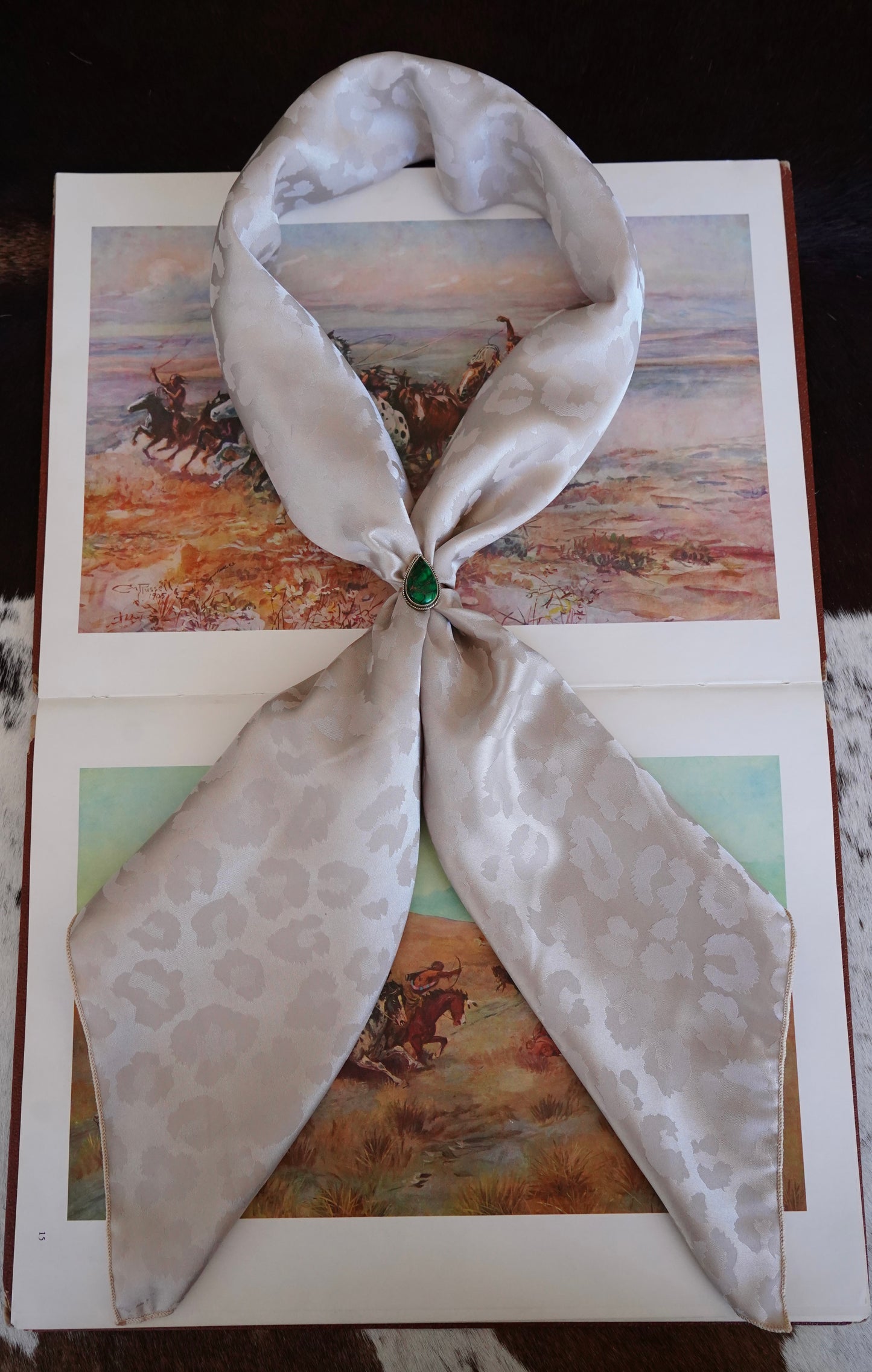 Large Jacquard Cheetah DS Wild Rags