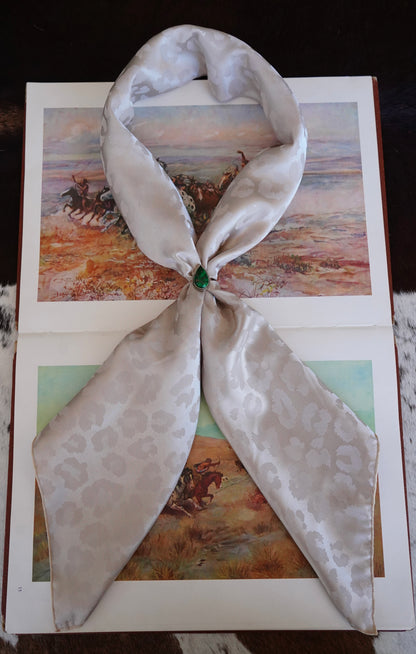 Large Jacquard Cheetah DS Wild Rags